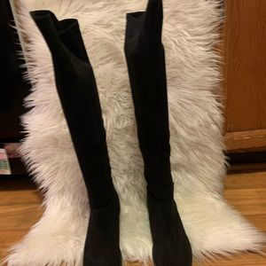 Ladies knee boots